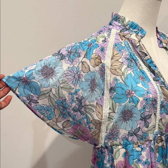 Karlie Size 2 Blue and Pink Tiered Sundress with Flutter Sleeves - Picture 8 of 16